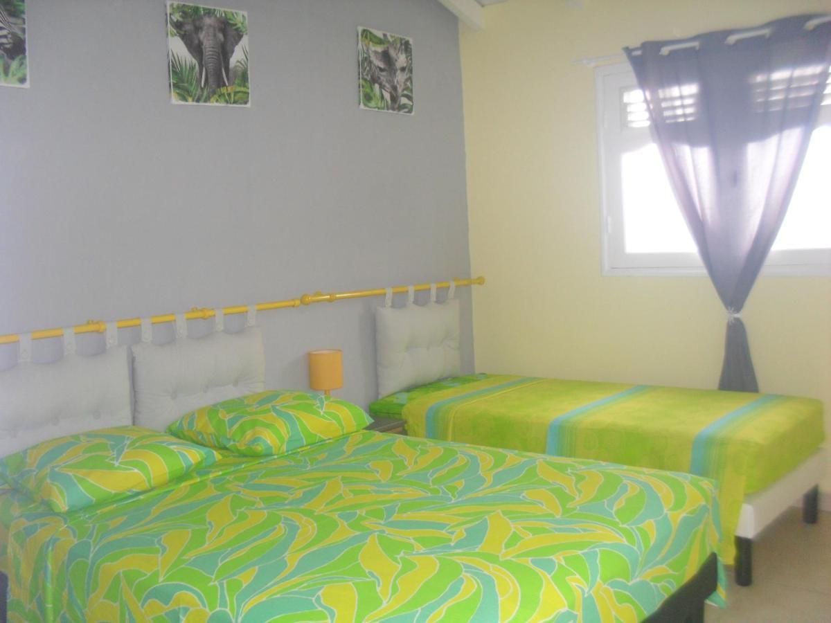 Ti Kaz En Nou' Apartment Pointe-Noire Exterior photo